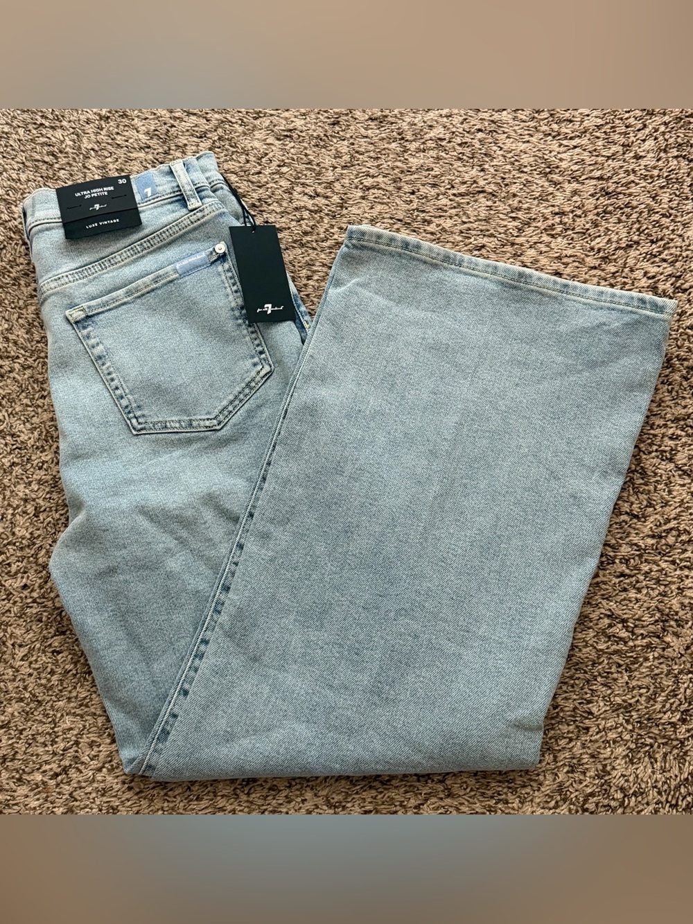 7 For All Mankind Ultra High Rise Jo Petite size 30 - Picture 1 of 3